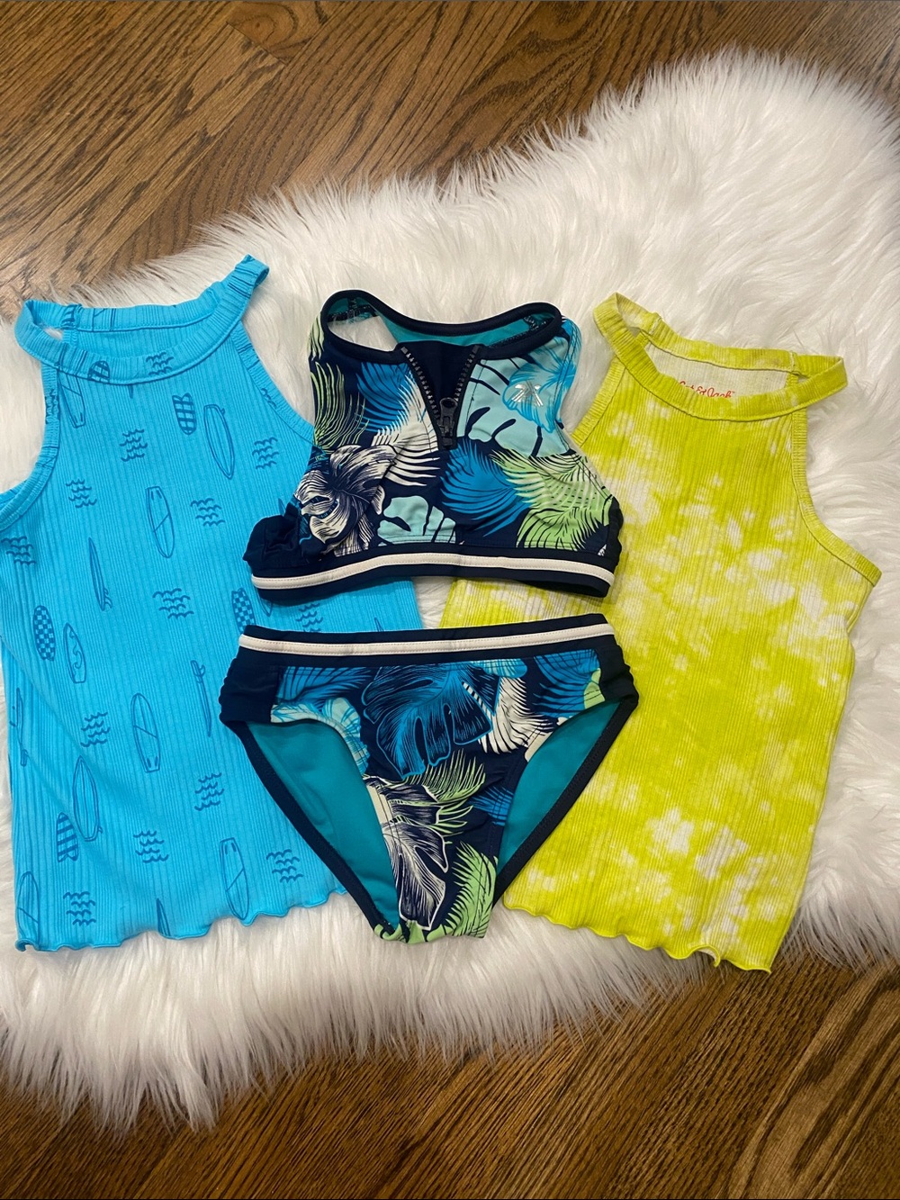 Girls 4/5 Hawaiian 🌺 Floral Racerback Bikini Set w Blue Green tanks